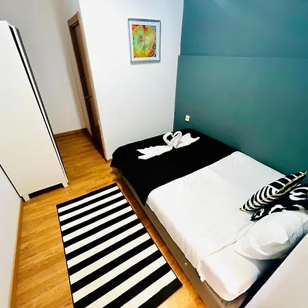 In The Heart Of Lisbon, Location Apartament *